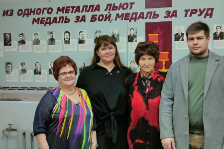 Воронеж. Коммунисты поздравили многодетные семьи с Новым годом при поддержке депутата Госдумы Сергея Гаврилова