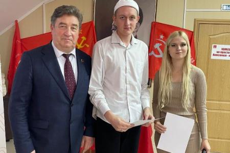 В Ставрополе прошел круглый стол посвященный 145-й годовщине со дня рождения Иосифа Виссарионовича Сталина