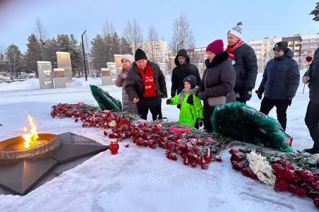 Ямальские коммунисты отметили 145-ую годовщину со Дня рождения И.В. Сталина