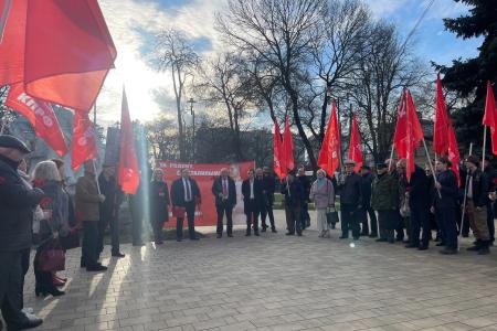 Коммунисты Крыма отметили День рождения Иосифа Виссарионовича Сталина