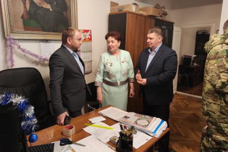 Депутаты фракции КПРФ Тюменской областной Думы встретились с участником СВО
