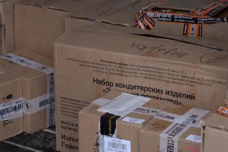 Д.Г. Новиков, К.К. Тайсаев и А.М. Гибатдинов приняли участие в отправке 50-го гумконвоя в зону СВО от Института современного искусства