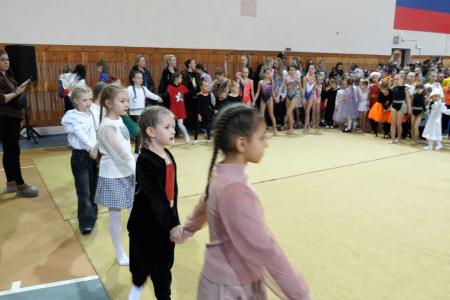 Делегация КПРФ во главе с К.К. Тайсаевым работает на Донбассе