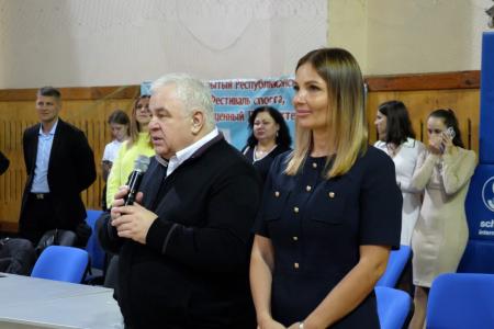 Делегация КПРФ во главе с К.К. Тайсаевым работает на Донбассе