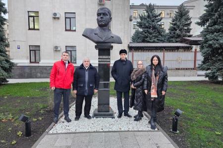 Делегация КПРФ во главе с К.К. Тайсаевым и А.А. Ющенко завершила работу на Донбассе