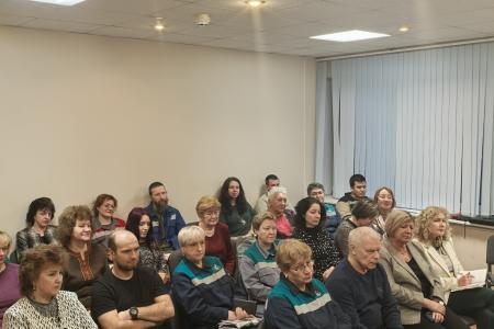 В Санкт-Петербурге депутат Сергей Пантелеев открыл традиционную серию встреч по итогам года с трудовыми коллективами крупных промышленных предприятий