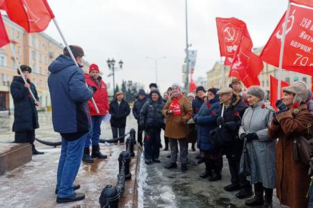 Коммунисты города Иваново отметили 145-летие Иосифа Виссарионовича Сталина
