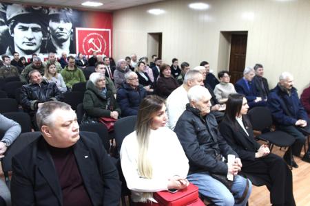 Луганский актив КПРФ отметил 145-ю годовщину со дня рождения Иосифа Сталина