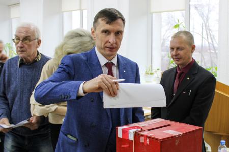 М.В. Дробот приняла участие в работе в 68-ой отчетно-выборной Конференция Удмуртского республиканского отделения КПРФ