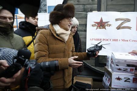 Сто тридцать второй новогодний гуманитарный конвой от КПРФ для фронта и Победы