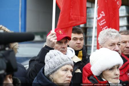 Сто тридцать второй новогодний гуманитарный конвой от КПРФ для фронта и Победы