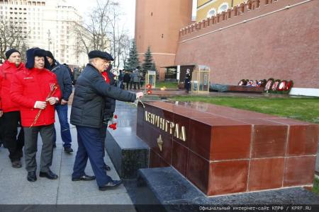 Г.А. Зюганов: Необходимо одолеть фашизм, капитализм и глобализм!