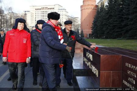 Г.А. Зюганов: Необходимо одолеть фашизм, капитализм и глобализм!