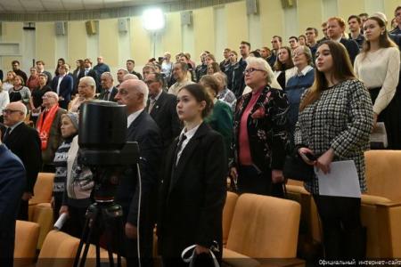КПРФ и РУСО провели в Госдуме научно-практическую конференцию на тему: «Разгром гитлеровцев под Москвой - фундамент Великой Победы»