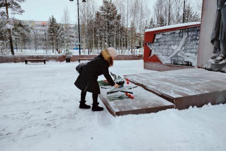 Ямальские коммунисты почтили память защитников Москвы от немецко-фашистских захватчиков