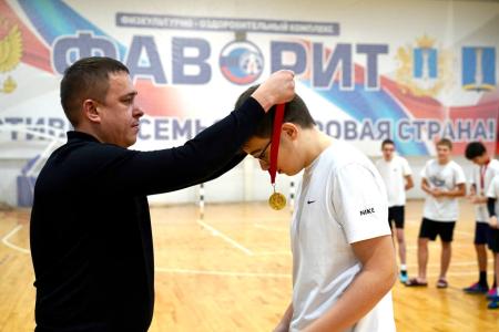 Ульяновск. Состоялся первый комсомольский турнир по мини-футболу в память Героев, погибших на СВО!