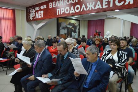 На Пленуме Алтайского крайкома КПРФ коммунисты объявили сбор подписей за отставку главы регионального Минздрава