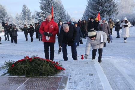 Омск. Андрей Алехин принял участие в мемориальной акции