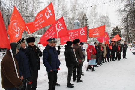 Коммунисты Удмуртии отметили День рождения Иосифа Сталина
