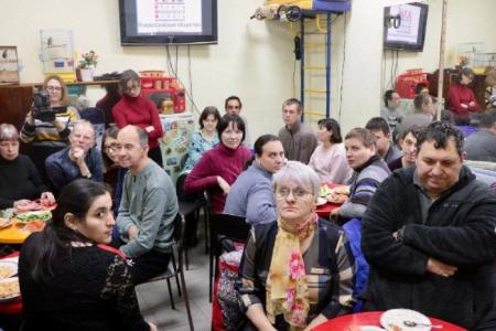 Саратовская область. О.Н. Алимова встретилась с активистами Заводского районного отделения Всероссийского общества инвалидов