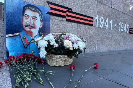 Еврейская АО. Сталин жив, пока жива память о его величайших заслугах!