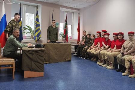 Коммунисты Тюмени приняли участие в соревнованиях по начальной военной подготовке «Новогодний спецназ»