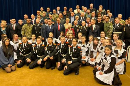 В Государственном Кремлёвском дворце прошел праздничный концерт «Здравствуй, страна героев!»