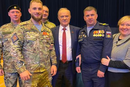 В Государственном Кремлёвском дворце прошел праздничный концерт «Здравствуй, страна героев!»