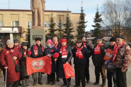 Подмосковные коммунисты: Трудимся на благо Родины и народа!