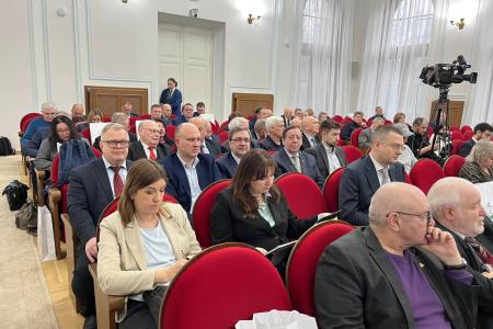 Руководитель фракции КПРФ в Мособлдуме Александр Наумов: Кадры решают все в аграрном комплексе страны