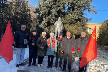 Подмосковные коммунисты: Трудимся на благо Родины и народа!
