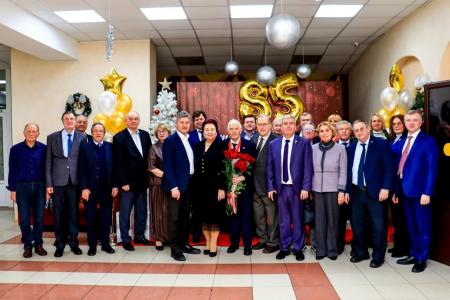 Депутаты-коммунисты Мособлдумы Александр Наумов и Олег Емельянов поздравили с юбилеем член-корреспондента РАН Николая Андреева