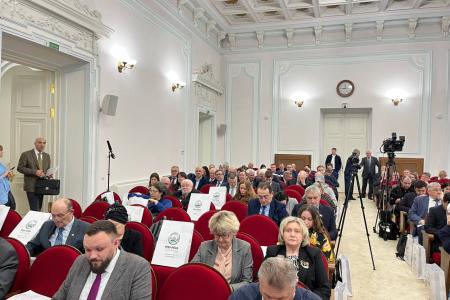Руководитель фракции КПРФ в Мособлдуме Александр Наумов: Кадры решают все в аграрном комплексе страны