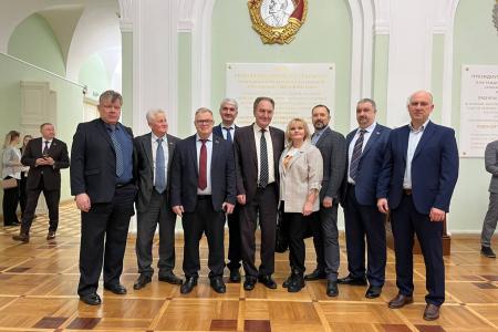 Руководитель фракции КПРФ в Мособлдуме Александр Наумов: Кадры решают все в аграрном комплексе страны
