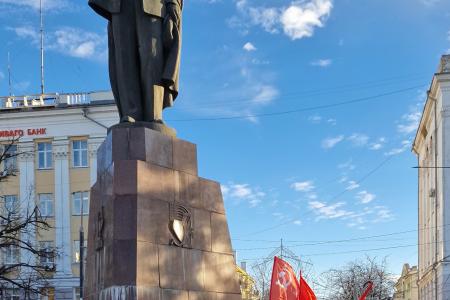 Возложение  в  День  памяти В.И. Ленина  в  Рязани