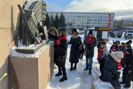 Коммунисты Республики Марий Эл почтили память В.И. Ленина