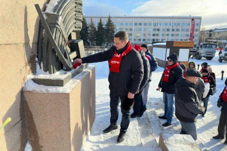 Коммунисты Республики Марий Эл почтили память В.И. Ленина