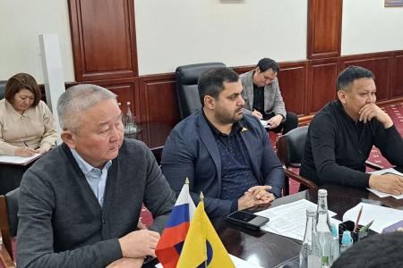 Благодарность Председателя Государственной Думы - главе фракции КПРФ в парламенте Калмыкии