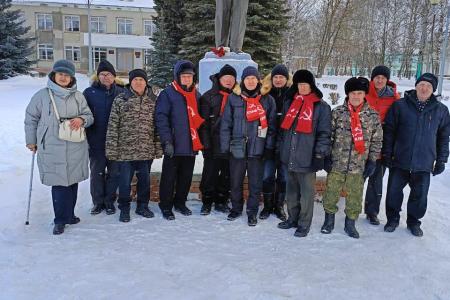 Коммунисты Республики Марий Эл почтили память В.И. Ленина