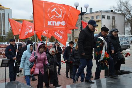 Коммунисты Калмыкии отметили День Памяти Ленина