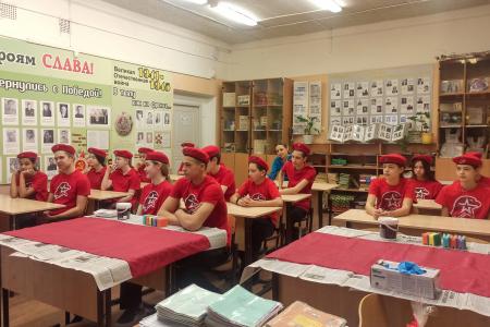 Пермские комсомольцы провели урок в честь Дня Ленинградской Победы