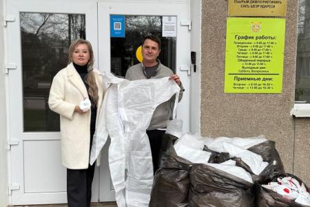 Крымские депутаты помогают в борьбе с разливом мазута