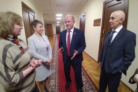 Депутаты-коммунисты встретились с учащимися школы №9 города Алексина Тульской области