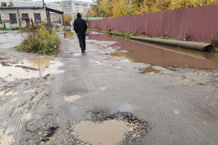 В Ивановской автошколе ДОСААФ отремонтируют дорогу по обращению Романа Лябихова