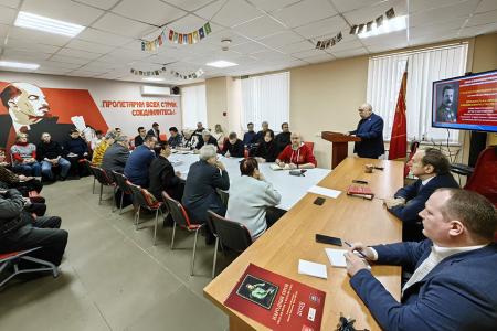 В Ивановском обкоме КПРФ состоялись занятия по политпросвещению, посвящённые 140-летию со дня рождения М.В. Фрунзе