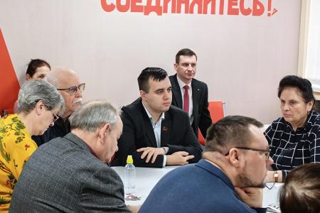 В Ивановском обкоме КПРФ состоялись занятия по политпросвещению, посвящённые 140-летию со дня рождения М.В. Фрунзе
