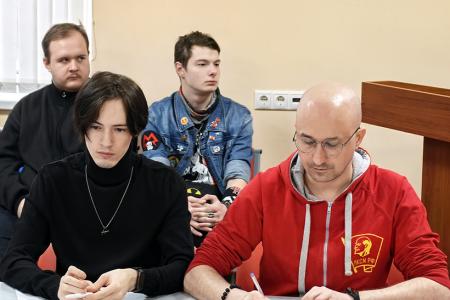 В Ивановском обкоме КПРФ состоялись занятия по политпросвещению, посвящённые 140-летию со дня рождения М.В. Фрунзе