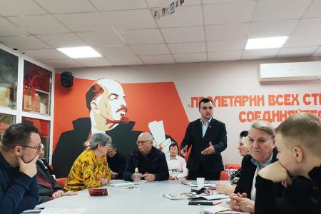 В Ивановском обкоме КПРФ состоялись занятия по политпросвещению, посвящённые 140-летию со дня рождения М.В. Фрунзе