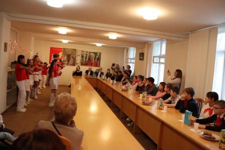 Сталинградские коммунисты провели Ленинскую новогоднюю Елку