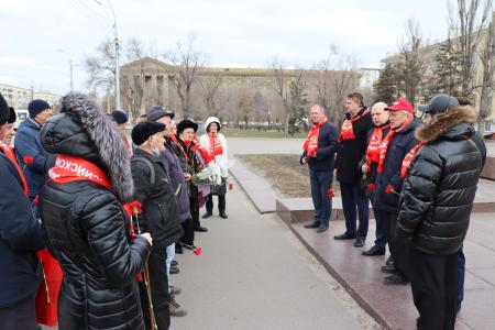 Сталинградские коммунисты почтили память Владимира Ильича Ленина